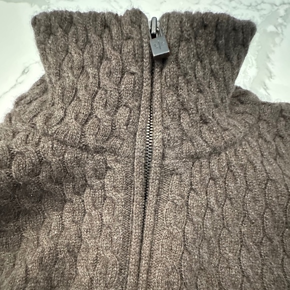 A CHOCOLATE BROWN ZIP UP SWEATER - Picture 6 of 10